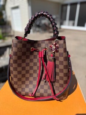 Louis Vuitton NéoNoé MM Handbag Purse Cherry Berry